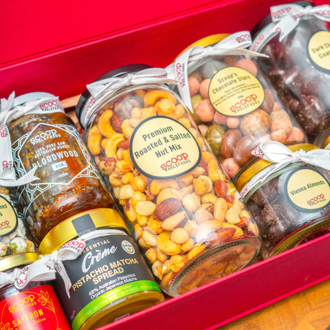 The Distinguished Gatherings Box - Large Gift Box Set